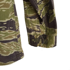 Advisor's Type Sparse Pattern Tiger Stripes Jacket